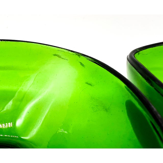 French Vereco Mid-Century Modern Emerald Green Glass Bowls – Set of 4 - French Modern, Minimalist For Sale - Image 15 of 17