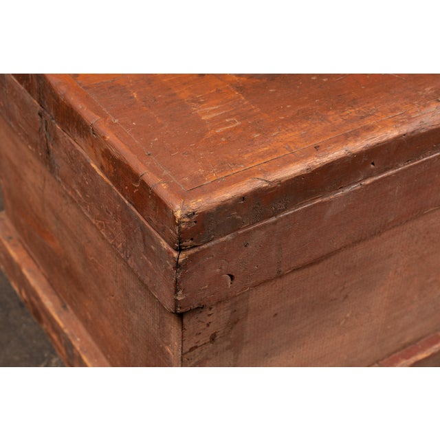 Wood 19th Century Painted Pine Blanket Chest For Sale - Image 7 of 8