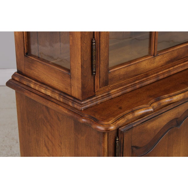 Ethan Allen Country French China Cabinet For Sale - Image 13 of 18