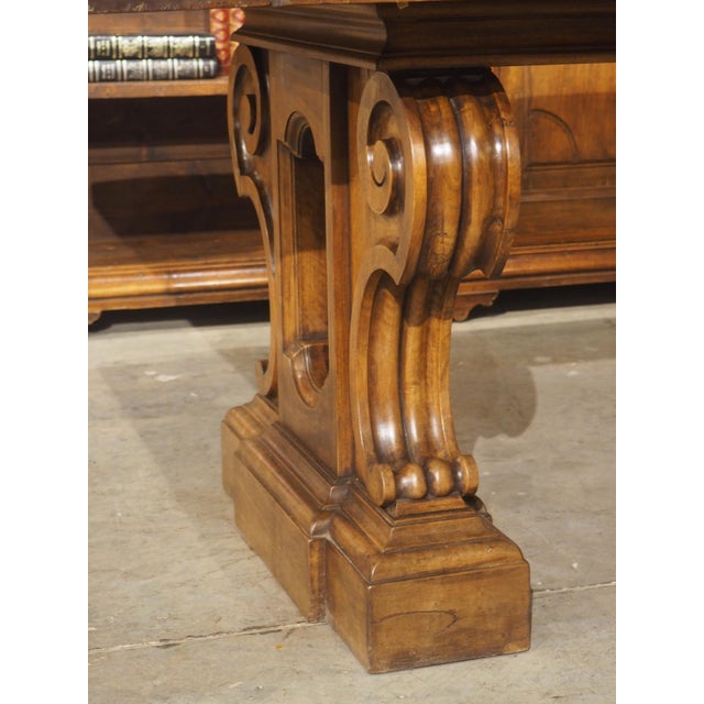 French Elegant Circa 1850 French Dining Table in Solid Walnut For Sale - Image 3 of 18