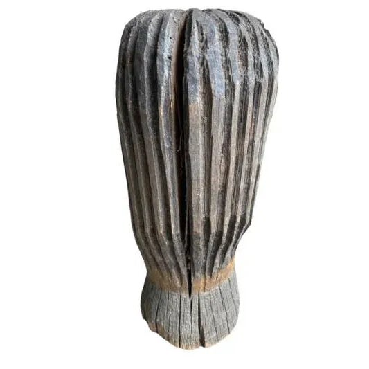 Early 20th Century Folk Art Beehive Tree Trunk Head For Sale - Image 4 of 7