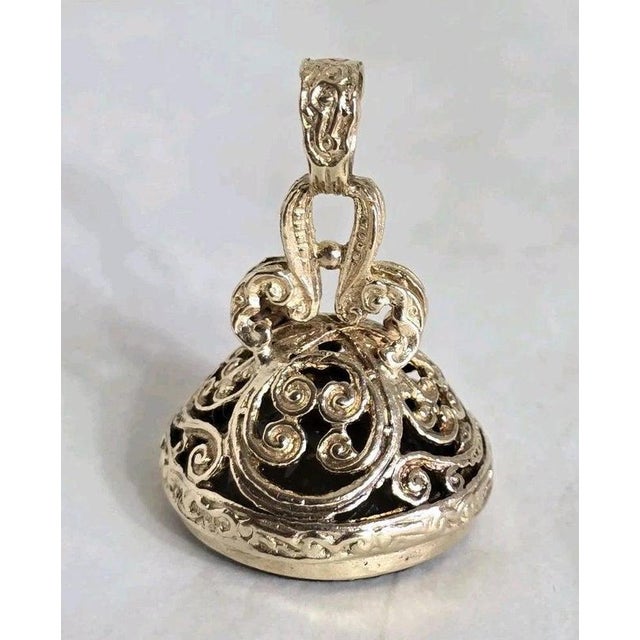 Mid-Century 9ct Gold Charm and Seal from Franklin Mint, London, 1967 For Sale - Image 14 of 18