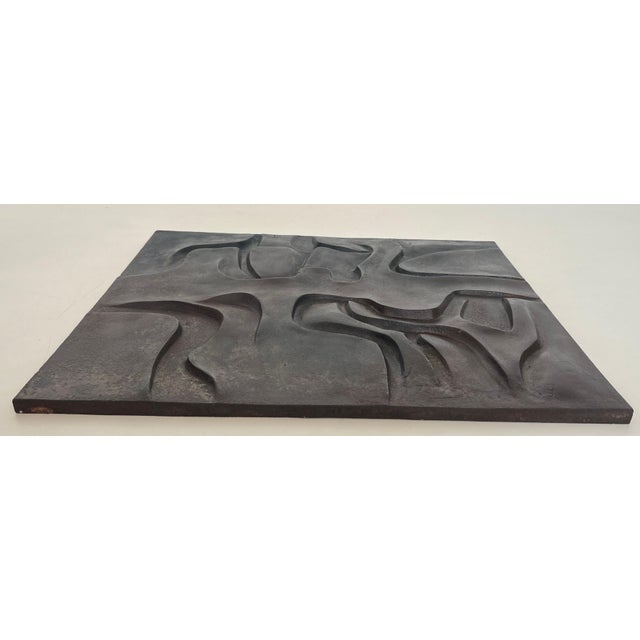 Modernist cast iron fireback. French work. Circa 1970 For Sale - Image 10 of 12