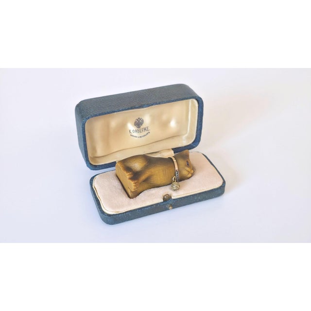 Art Deco Early Fabergé Tiger's Eye Cat With Diamond Gold Collar & Sapphire Eyes, c.1880 For Sale - Image 3 of 16