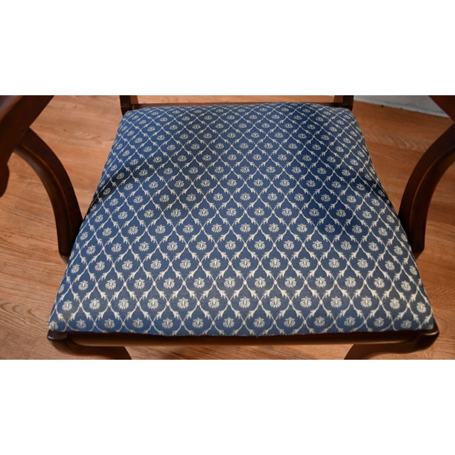 Traditional 1950 English Regency Style Mahogany Set of Six Dining-Room Chairs 2 Arm & 4 Side For Sale - Image 3 of 14