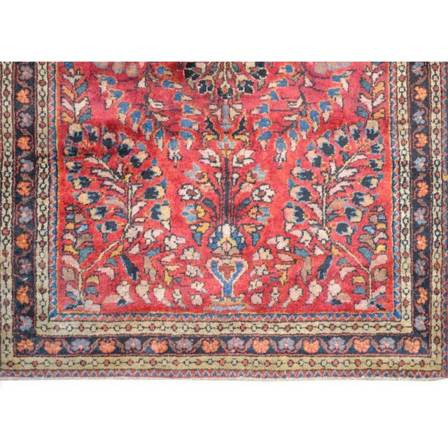 Early 20th Century Vintage Sarouk Rug For Sale In Chicago - Image 6 of 10