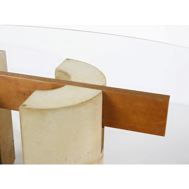 Vintage Dining Table with Oval Glass Top and Wood-Concrete Legs by Giovanni Offredi for Saporiti, 1970s For Sale - Image 6 of 7