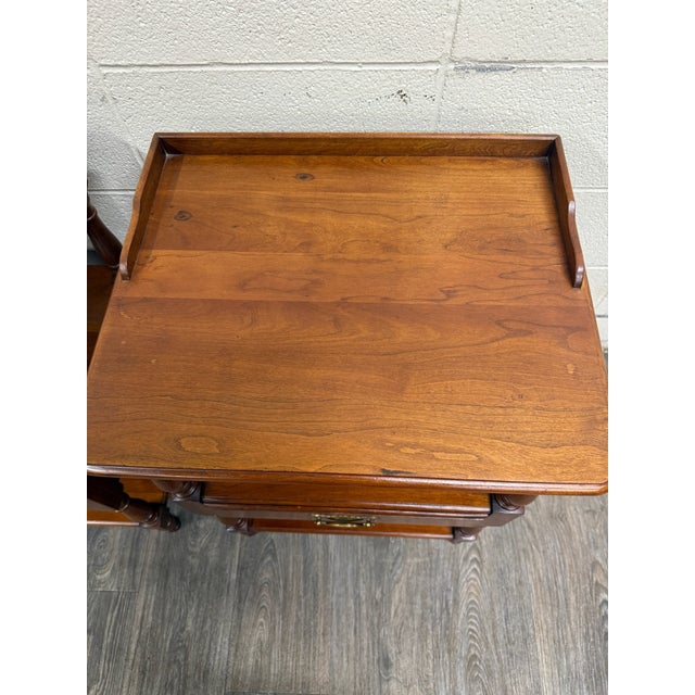 Late 20th Century Vintage Pennsylvania House Colonial Style Hard Rock Maple Nightstands - Pair For Sale - Image 5 of 17