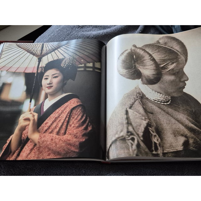 First Edition National Geographic Fashion by Cathy Newman For Sale In Atlanta - Image 6 of 18