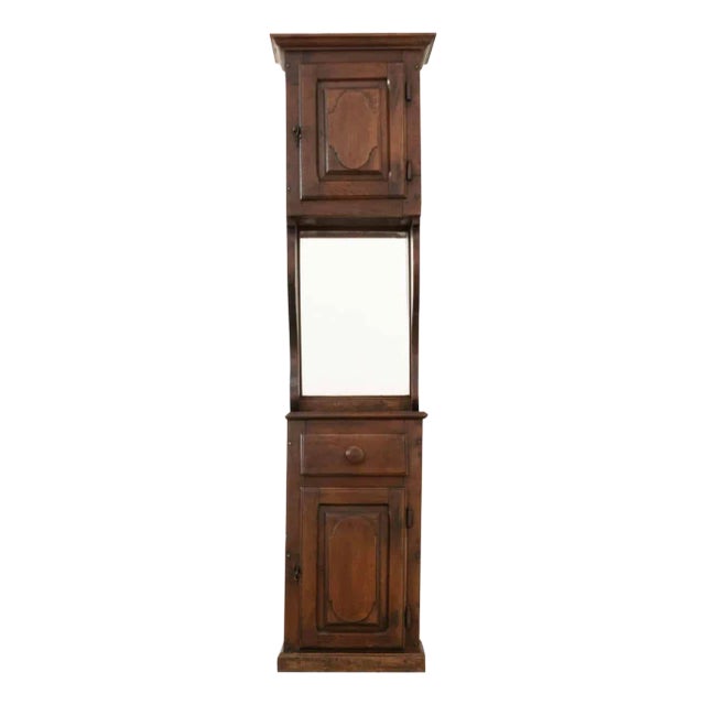 English 18th Century Narrow Oak Cupboard For Sale