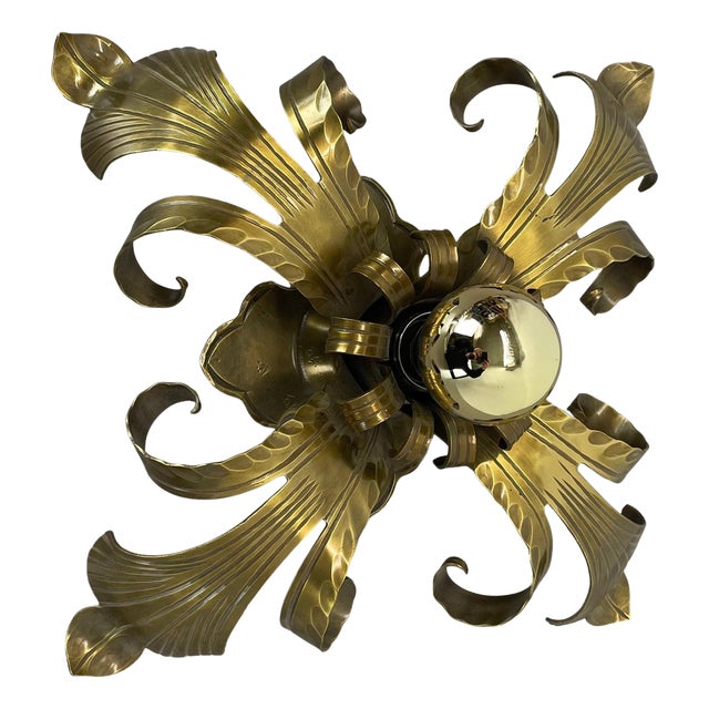 Golden Brass Florentiner Leaf Theatre Wall Light, Italy, 1960s For Sale
