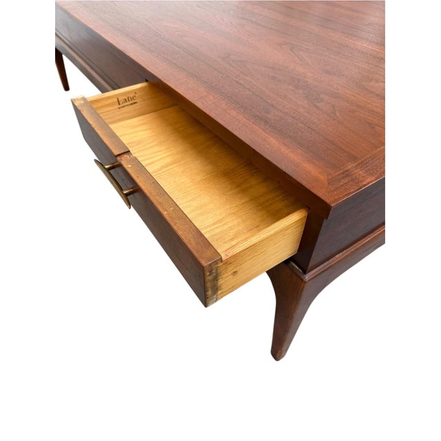 Brown Mid-Century Modern Lane Rhythm Rectangular Coffee Table - Refinished! For Sale - Image 8 of 10