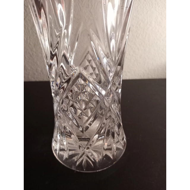 1960s 1960s Vintage Cristal D’ Arques France Star Pattern 24% Lead Crystal Vase For Sale - Image 5 of 6