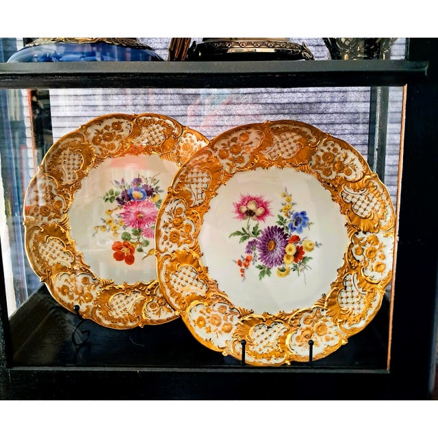 Decorative Bowls in Polychrome Floral Decoration and Gilded Rim from Meissen Porcelain, 1960s, Set of 2 For Sale - Image 12 of 18