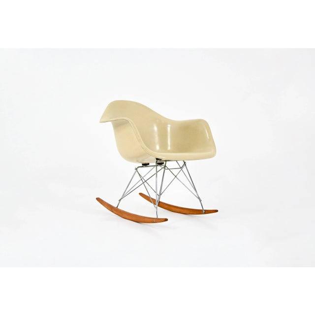 RAR Rocking Chair by Charles & Ray Eames for Herman Miller, 1960s For Sale - Image 11 of 11