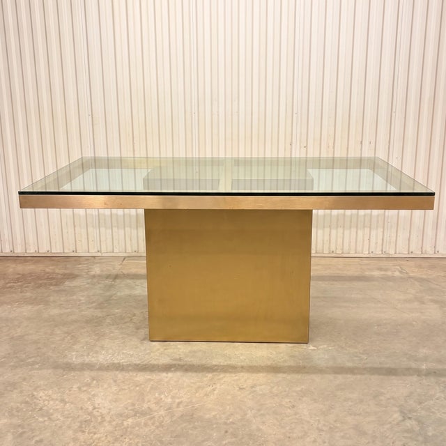 Mid-Century Modern 1970s Hollywood Regency Brushed Brass Pedestal Dining Table With Glass Top For Sale - Image 3 of 15