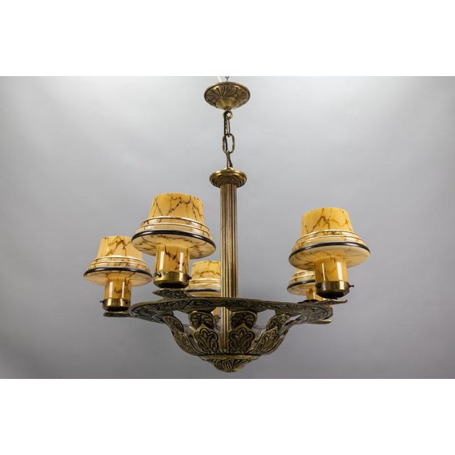 French Art Deco Bronze Chandelier with Marbled Beige Mushroom Glass Shades, 1930s For Sale - Image 16 of 18