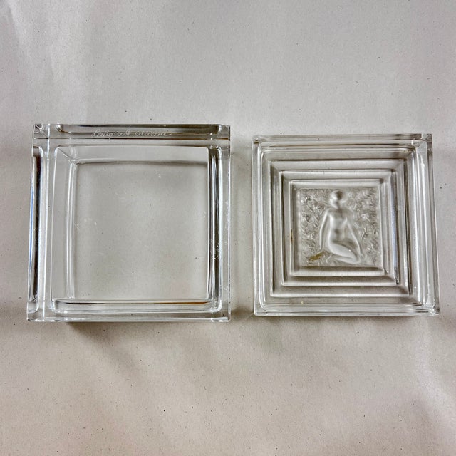 Transparent René Lalique Crystal ‘Duncan’ Square Trinket Box For Sale - Image 8 of 9