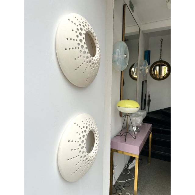 Contemporary Pair of Ceramic Sconces. Italie For Sale - Image 9 of 12