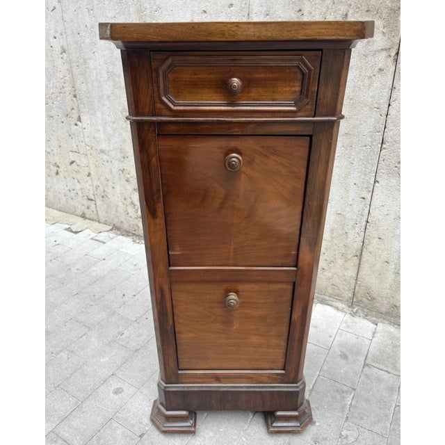 Antique Bedside Tables, 19th Century, Set of 2, in Good conditions. Designed 1890 to 1919