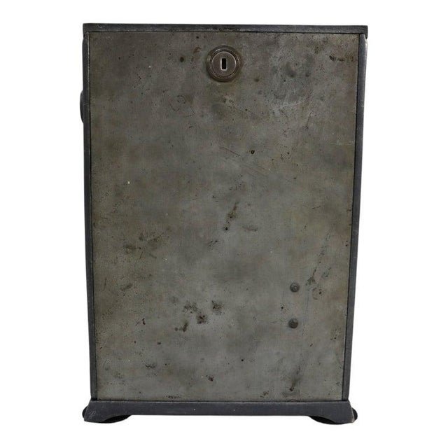 Early 20th Century Puritan Baby Bell Trade Simulator Slot Machine 20thC For Sale - Image 10 of 13