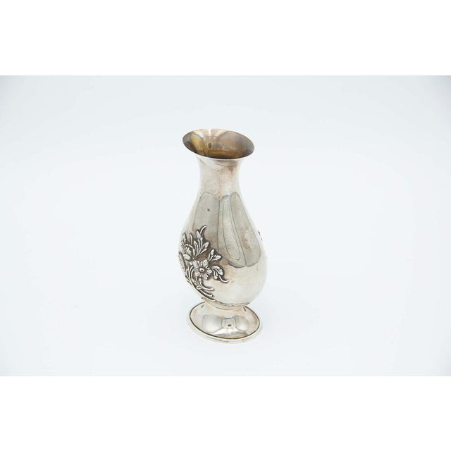 Plain Silver Vase with Flower Reliefs For Sale - Image 3 of 3