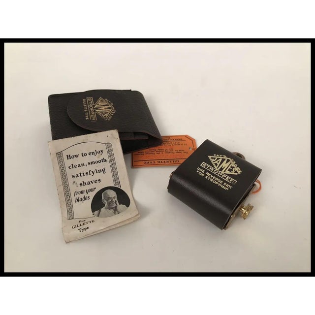 Vintage Barbershop Collectible 1919 James Stropper In Original Case Never Used For Sale - Image 4 of 6