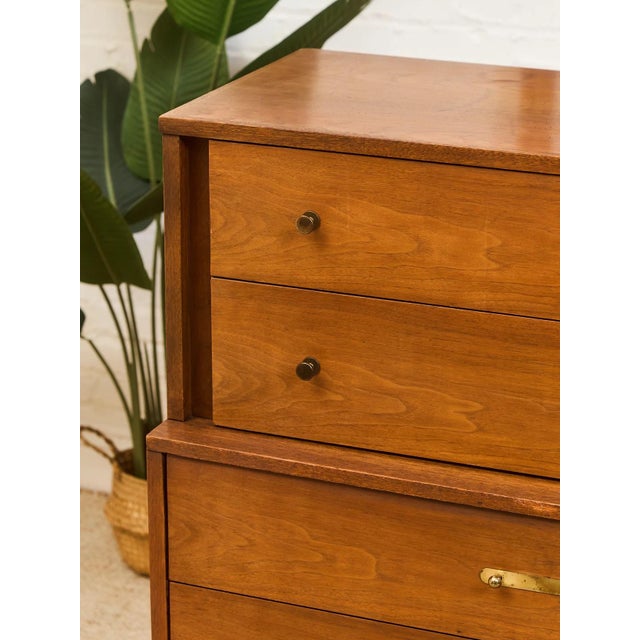 Mid 20th Century Kent Coffey Wavy Drawer Pull Dresser For Sale - Image 10 of 12