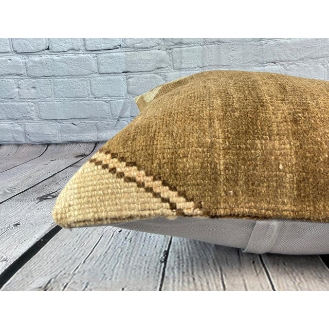 20 x 20 Rug Pillow Enchanted Oasis Turkish Pillow Cushion Cover For Sale - Image 4 of 4