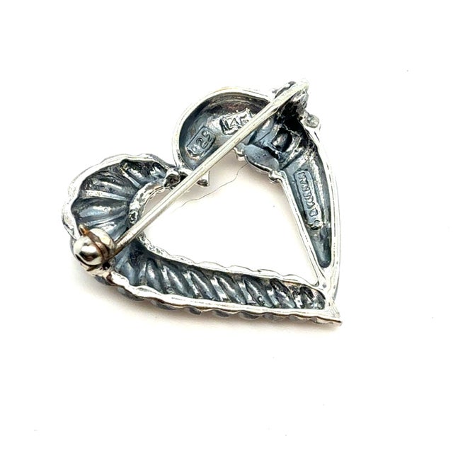 Traditional 1990s Tiffany & Co Estate Heart Brooch Pin Sterling Silver For Sale - Image 3 of 6