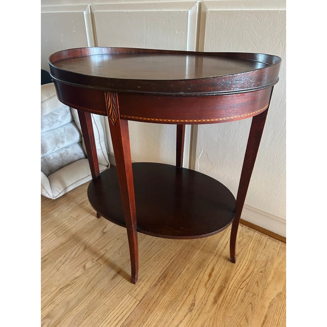 Wood Mid 20th Century Mersman Tiered Mahogany Inlay Oval Side Table - Mersman 7367 For Sale - Image 7 of 10