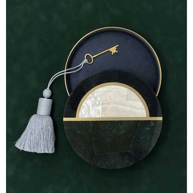 Art Deco Contemporary Art Deco Inspired Shell and Brass Inlay Decorative Box For Sale - Image 3 of 4