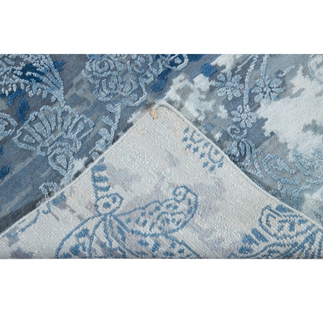 21st Century Modernn Wool & Silk Indian Rug For Sale - Image 4 of 13