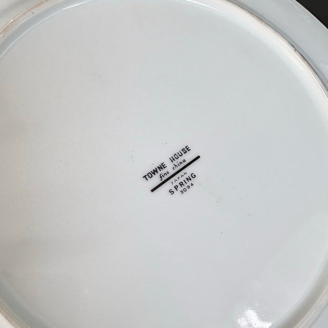 Vintage Towne House "Spring" 3094 Dinner Plate • Yellow Floral Band & Silver Trim • 10 3/8” For Sale In Miami - Image 6 of 8