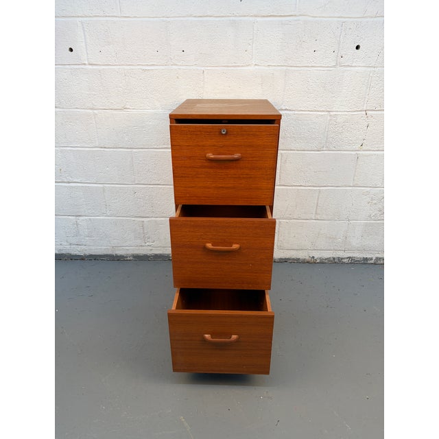 Mid 20th Century Danish Modern Three Drawer Teak Filing Cabinet by BRDR Furbo For Sale In New York - Image 6 of 15
