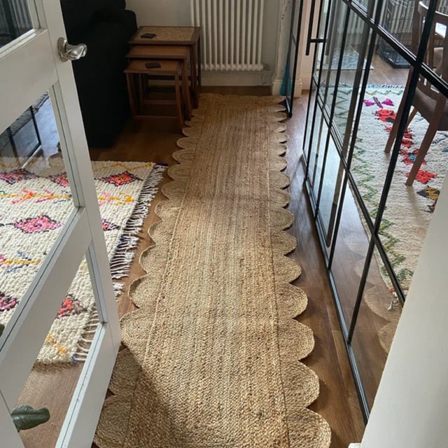 Boho Chic 2.6'x20' Natural Color Jute Scallop Handmade Rug For Sale - Image 3 of 12