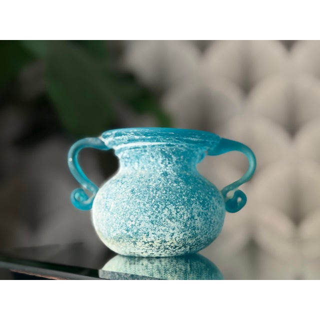 Blue Vintage Greek-Style Italian-Style Blue Textured “Seguso Scavo”-Style Art Glass Vases - Set of 2 For Sale - Image 8 of 9