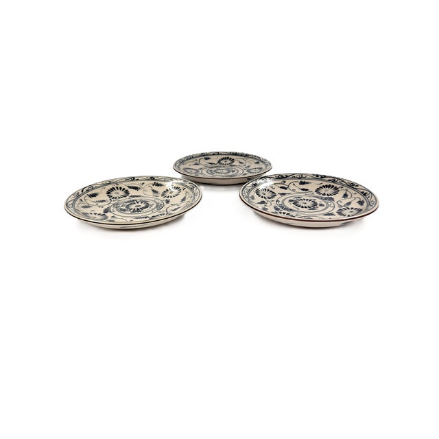 Blue Set of 5 Bat Trang Vietnamese Ceramic Dessert Plates With Hand Painted Blue Floral Motifs For Sale - Image 8 of 10