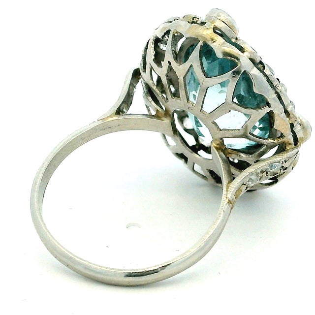 1930s 1930s Art Deco Platinum Aquamarine Diamond Halo Ring, 10 Ct, Size 8 For Sale - Image 5 of 14