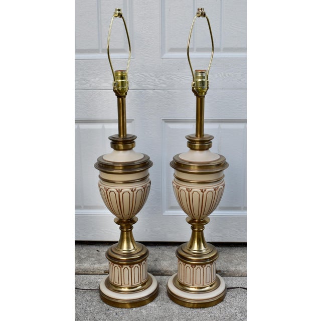 Pair Vintage Stiffel Brass Enamel Urn Table Lamps Mid Century Hollywood Regency For Sale - Image 11 of 13