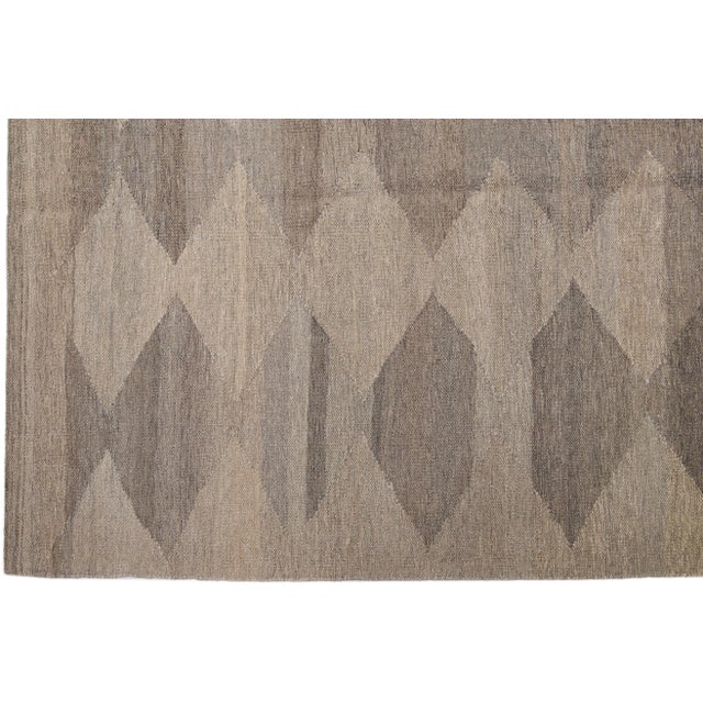 2020s Brown Flatweave Modern Kilim Wool Rug With Geometric Pattern For Sale - Image 4 of 7