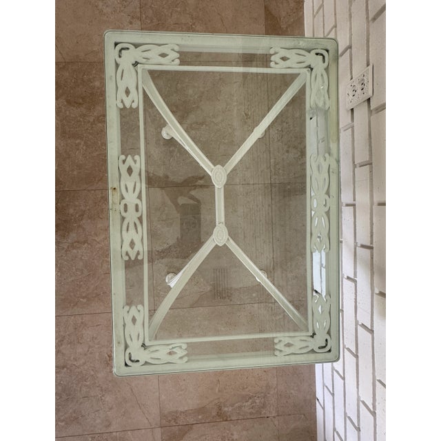 1970s Painted Wrought Iron Indoor/Outdoor Coffee or Side Table With Glass Top For Sale In Miami - Image 6 of 8