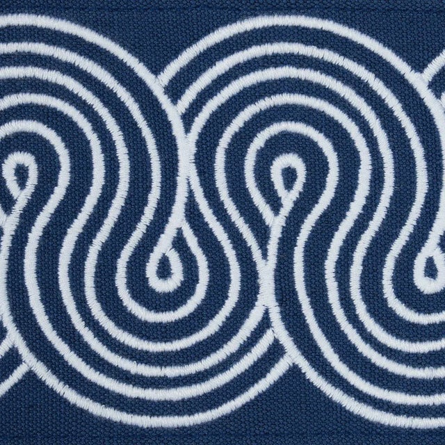 Contemporary Sample - Schumacher Giraldi Embroidered Trim in White on Navy For Sale - Image 3 of 4