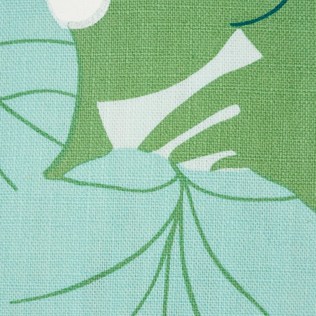 Contemporary Contemporary Schumacher Sea Grapes Pillow in Palm For Sale - Image 3 of 5