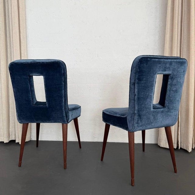 1940s Set of Six Hollywood Regency Blue Velvet Dining Chairs by Ernst Schwadron For Sale - Image 10 of 12