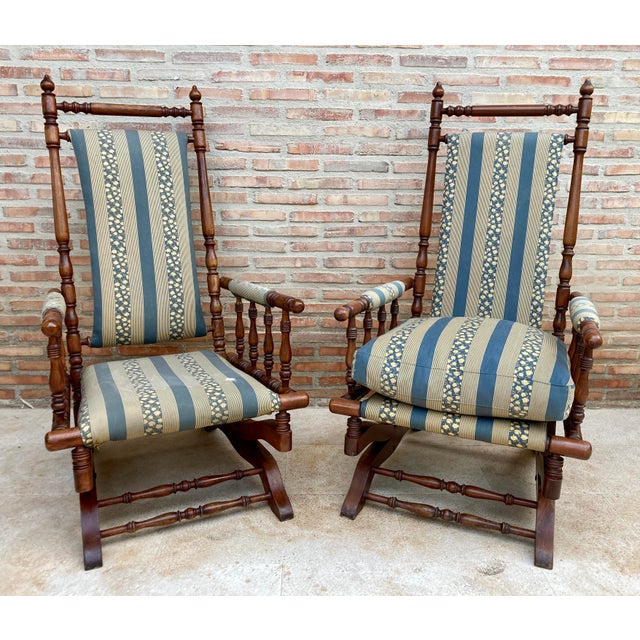 Mid-Century Modern Set of Spanish Rocking Chairs in Carved Walnut, 1960 For Sale - Image 3 of 16