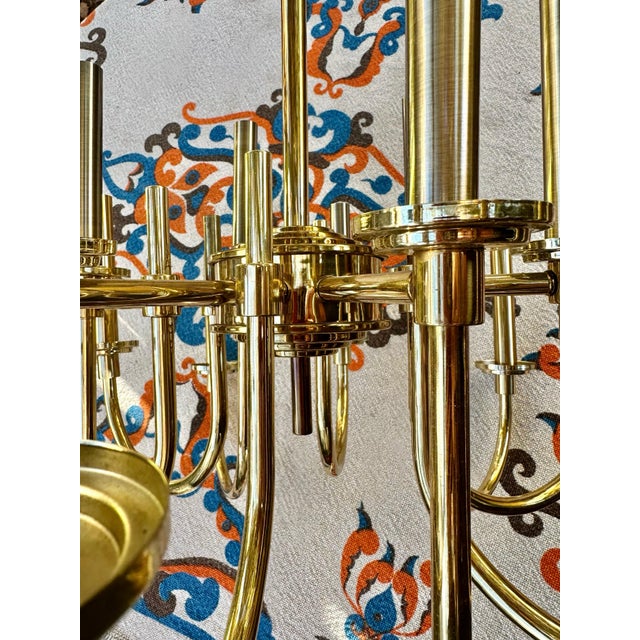 Vintage 18-Light Brass Chandelier in Style of Tommi Parzinger For Sale - Image 10 of 11