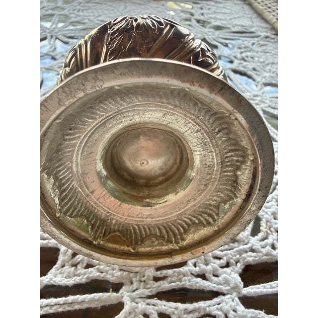 Late 19th Century Antique Edwardian Daniel & John Welby-London Sterling Repousse Mufineer For Sale - Image 5 of 8