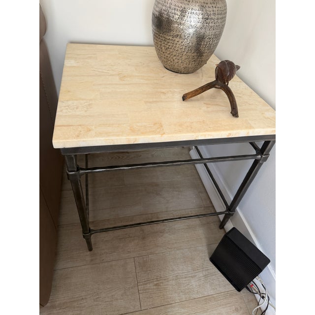 Pristine end table. No stains or water rings. Well-built and heavy.