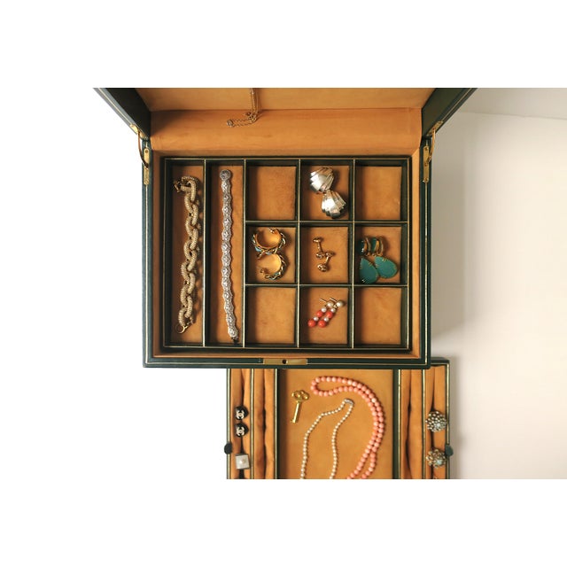 Italian Leather Jewelry Box, Late-20th Century, Italy For Sale - Image 4 of 17